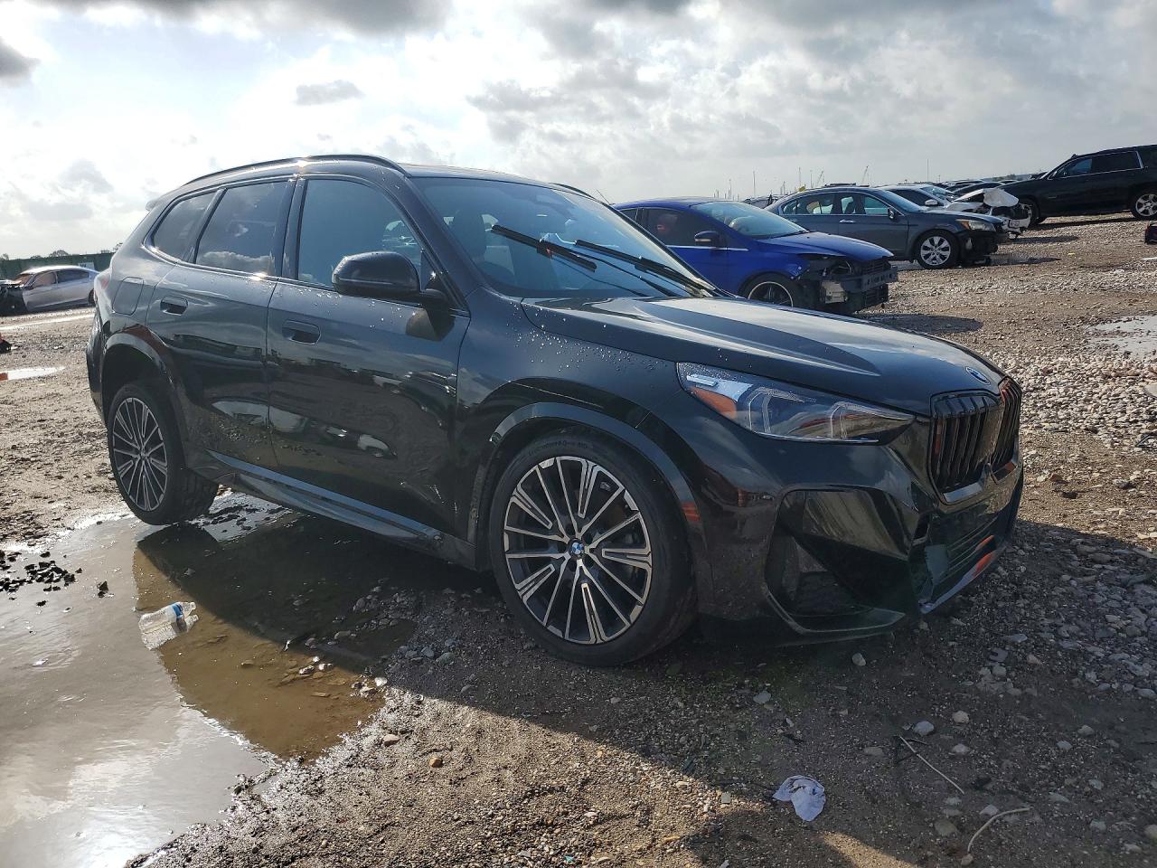 WBX73EF09S5349211 · 2025 BMW X1 · 4/12