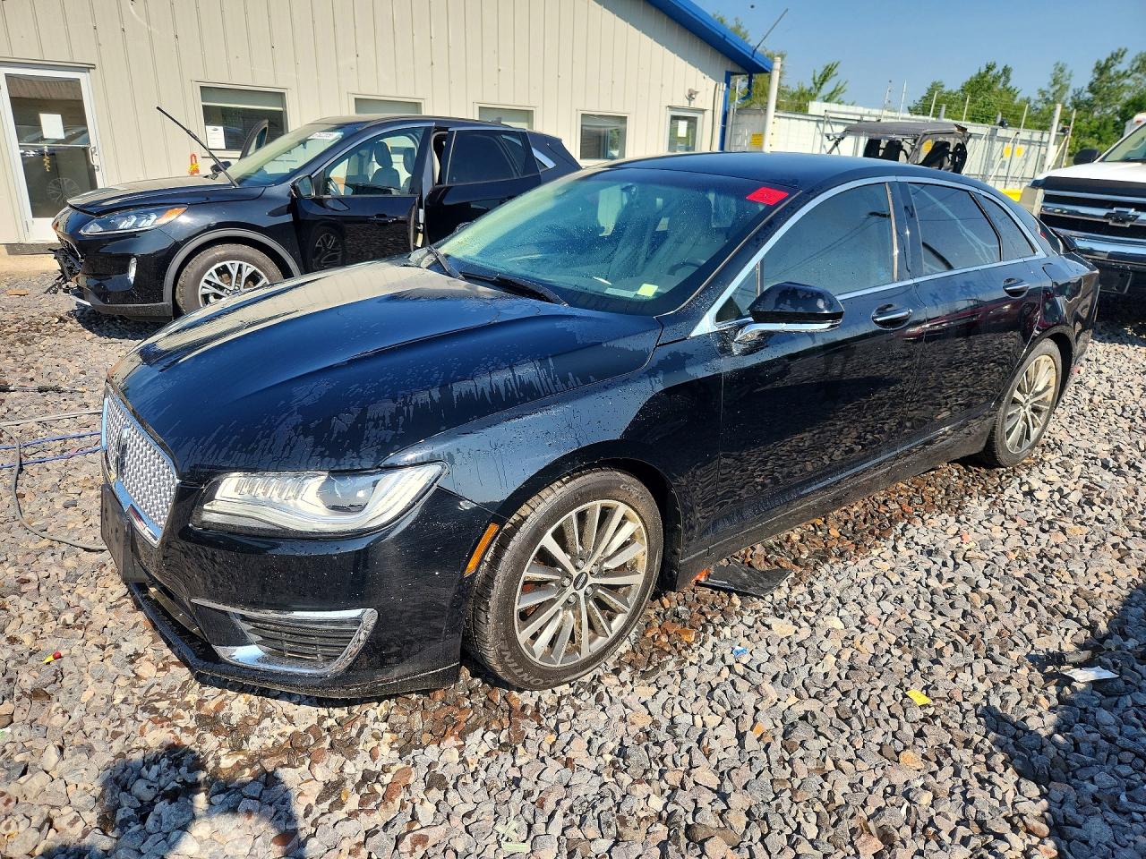 2017 LINCOLN MKZ