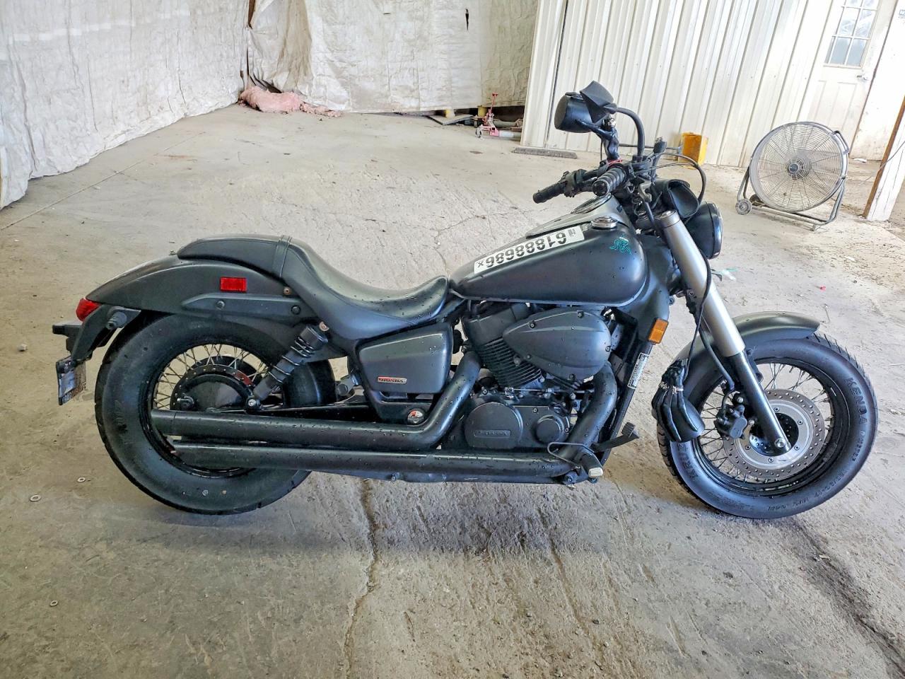 2013 HONDA VT750