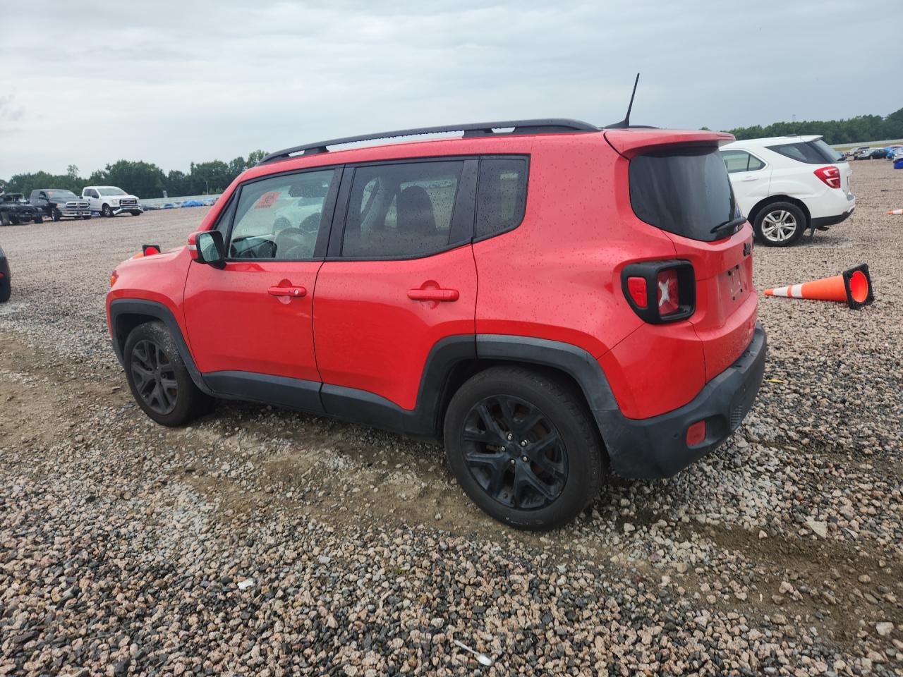 ZACCJABB4JPG69592 · 2018 JEEP RENEGADE · 2/13