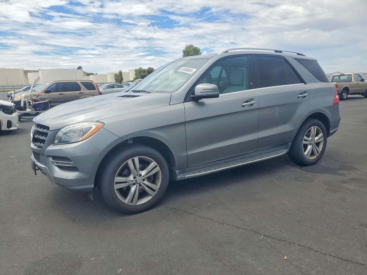 4JGDA5HB9DA177322 · 2013 MERCEDES-BENZ ML