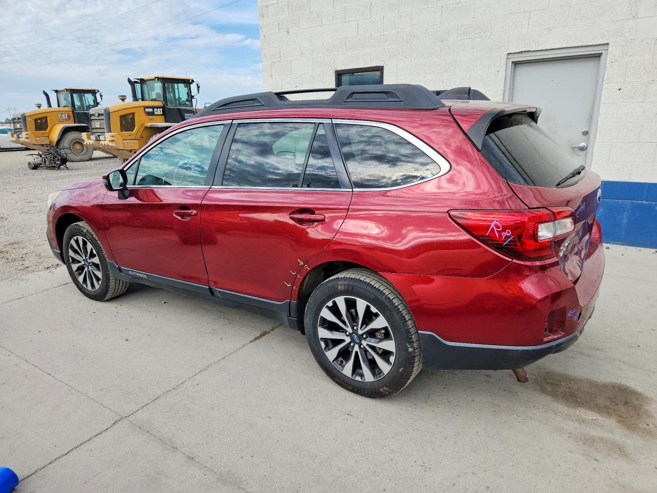 4S4BSAKC1H3394131 · 2017 SUBARU OUTBACK · 2/12