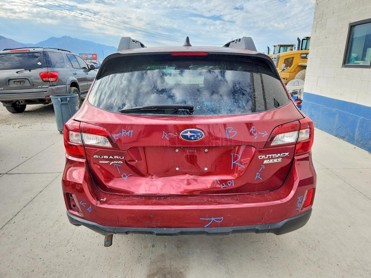 4S4BSAKC1H3394131 · 2017 SUBARU OUTBACK · 6/12