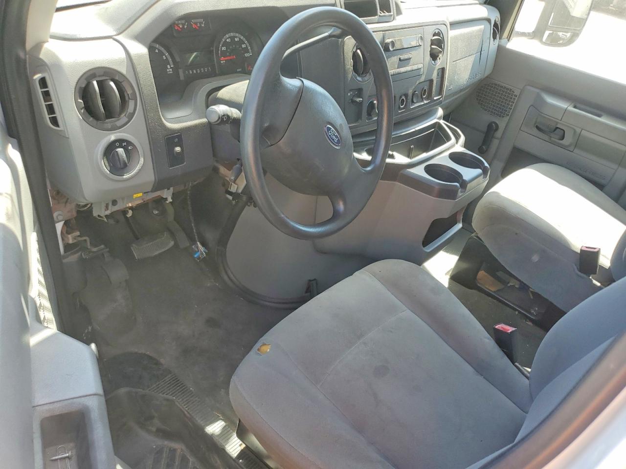 1FDWE3FL5BDA87111 · 2011 FORD ECONOLINE · 8/13
