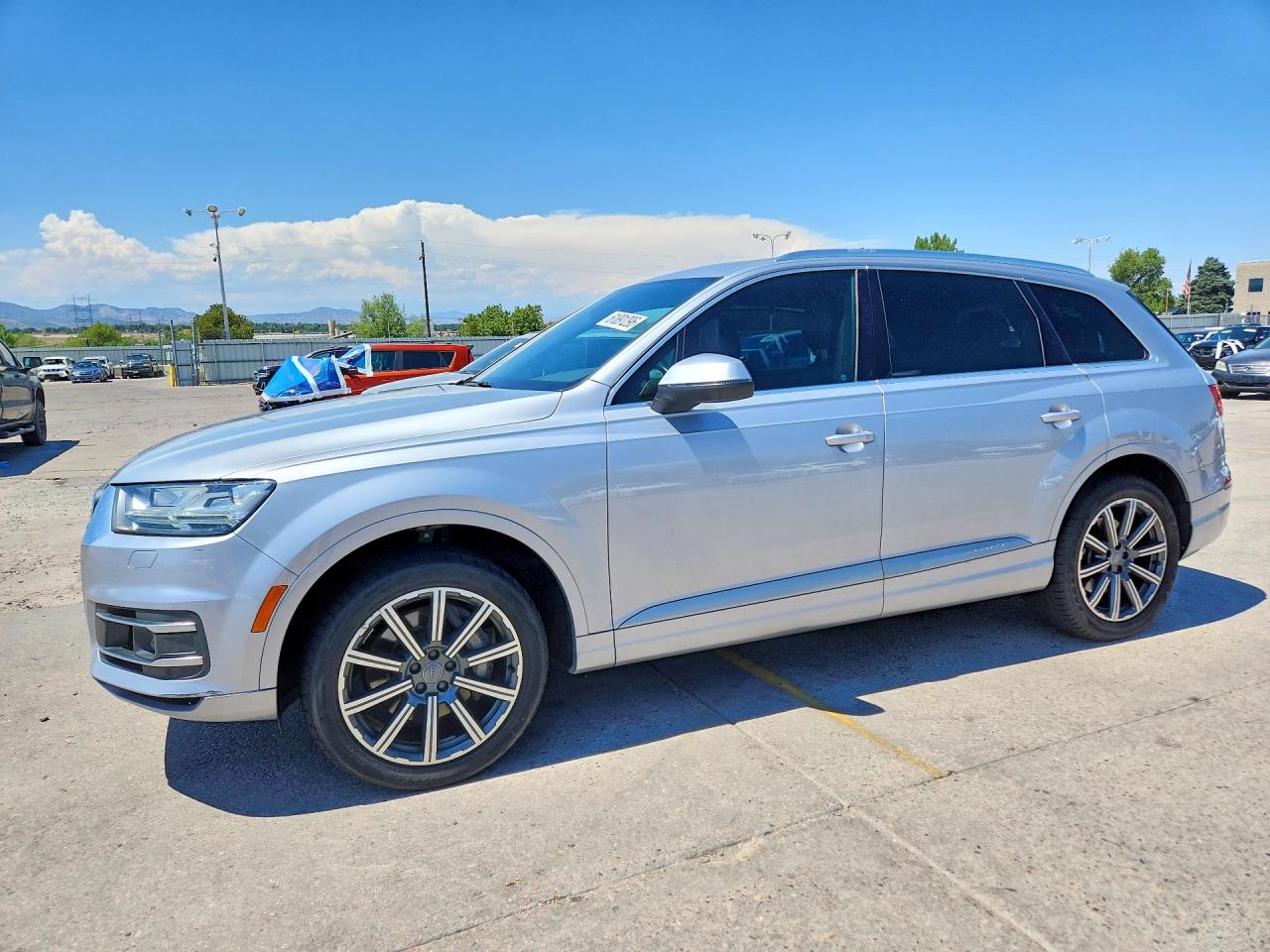 WA1LAAF74HD011330 · 2017 AUDI Q7