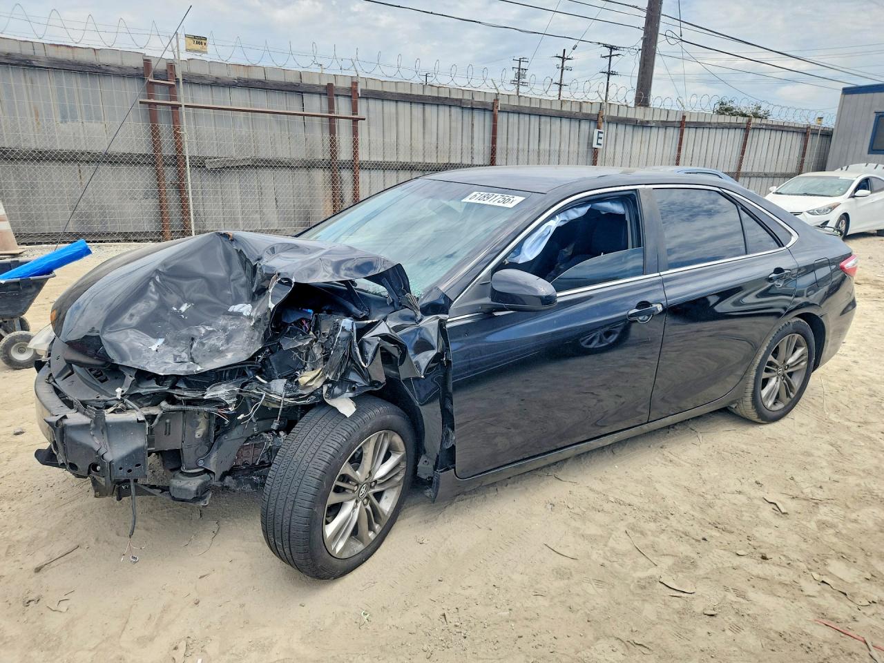 4T1BF1FK1GU192288 · 2016 TOYOTA CAMRY