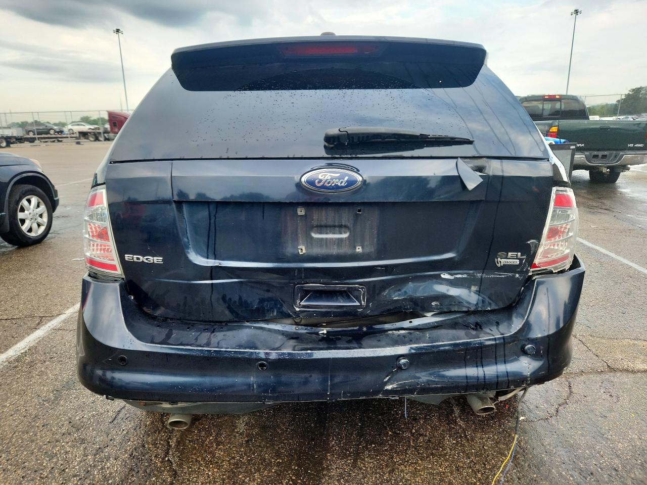 2FMDK4JC8ABA36798 · 2010 FORD EDGE · 6/13