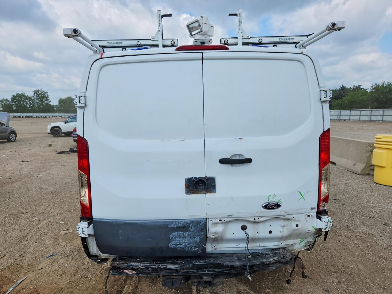 1FTNR1ZM7FKA55257 · 2015 FORD TRANSIT · 6/14