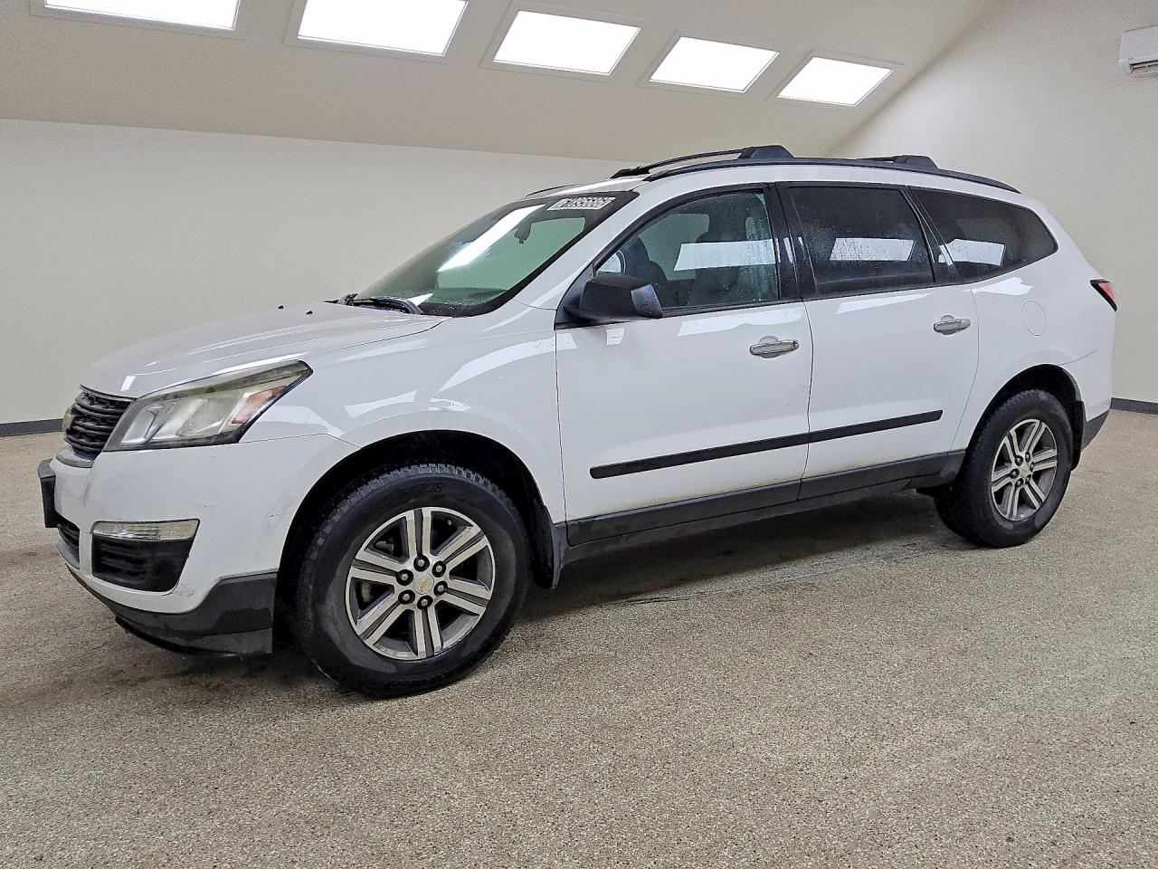 1GNKVFED7HJ256139 · 2017 CHEVROLET TRAVERSE