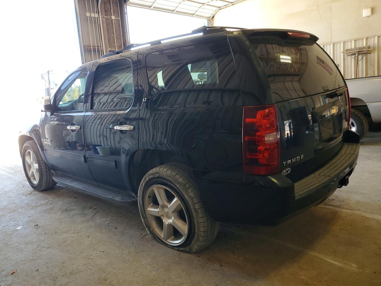 1GNSCBE04BR284257 · 2011 CHEVROLET TAHOE · 2/13