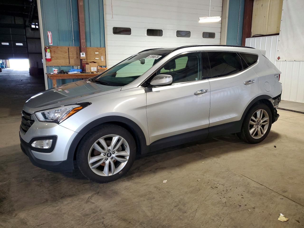 5XYZWDLA9GG363046 · 2016 HYUNDAI SANTA FE SPORT