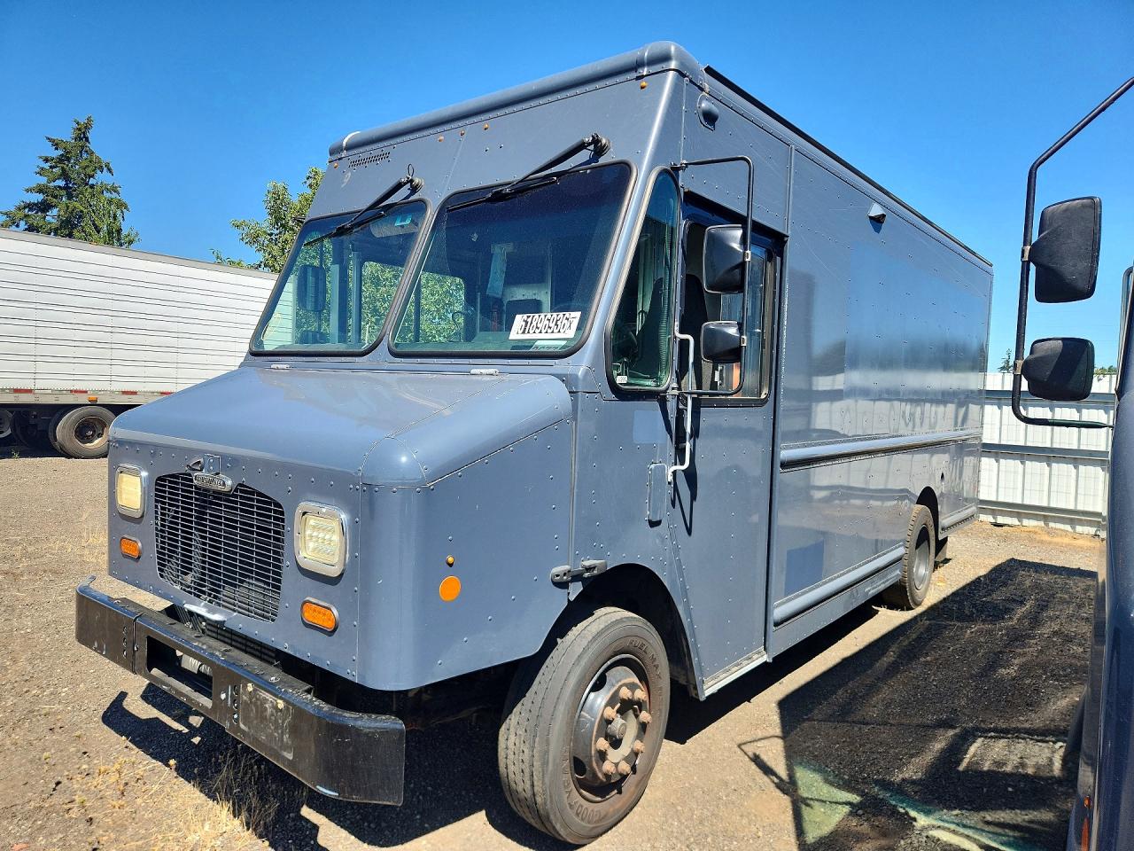4UZAC2GA6MCMM9513 · 2021 FREIGHTLINER MT45 CHASSIS