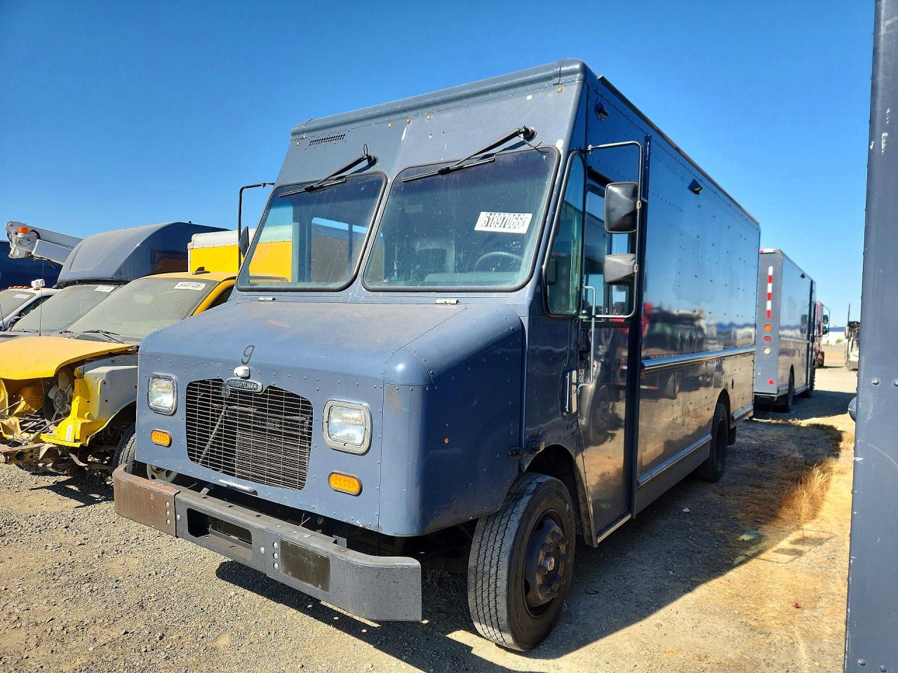 4UZAC2EAXLCLZ6915 · 2020 FREIGHTLINER CHASSIS