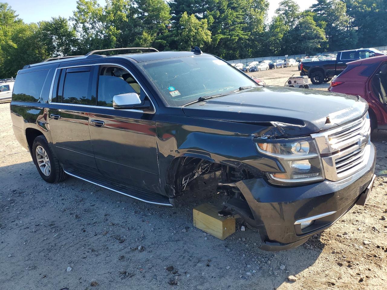 1GNSKJKC5GR202555 · 2016 CHEVROLET SUBURBAN · 4/14
