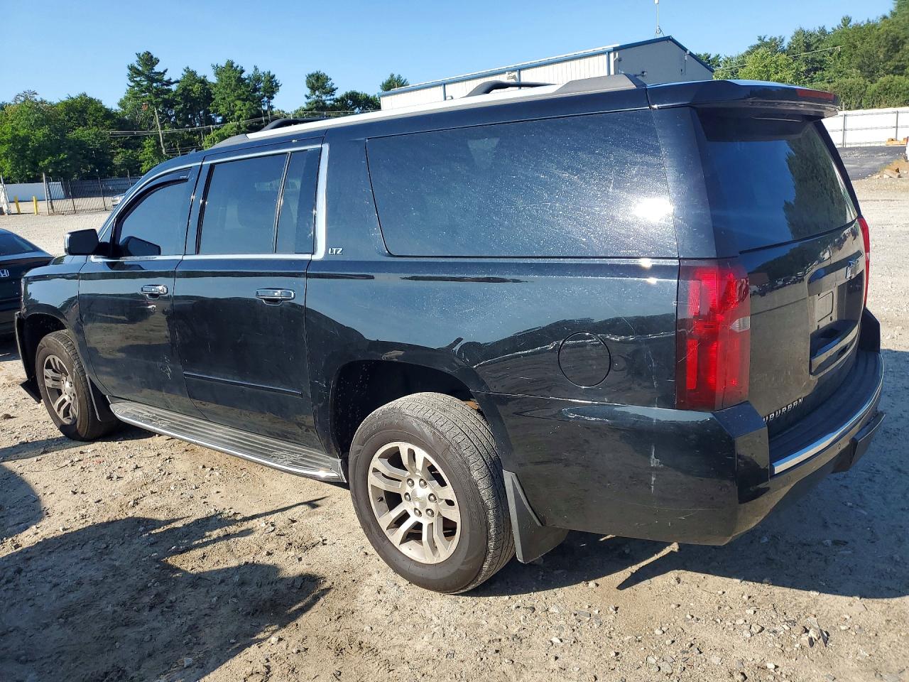1GNSKJKC5GR202555 · 2016 CHEVROLET SUBURBAN · 2/14