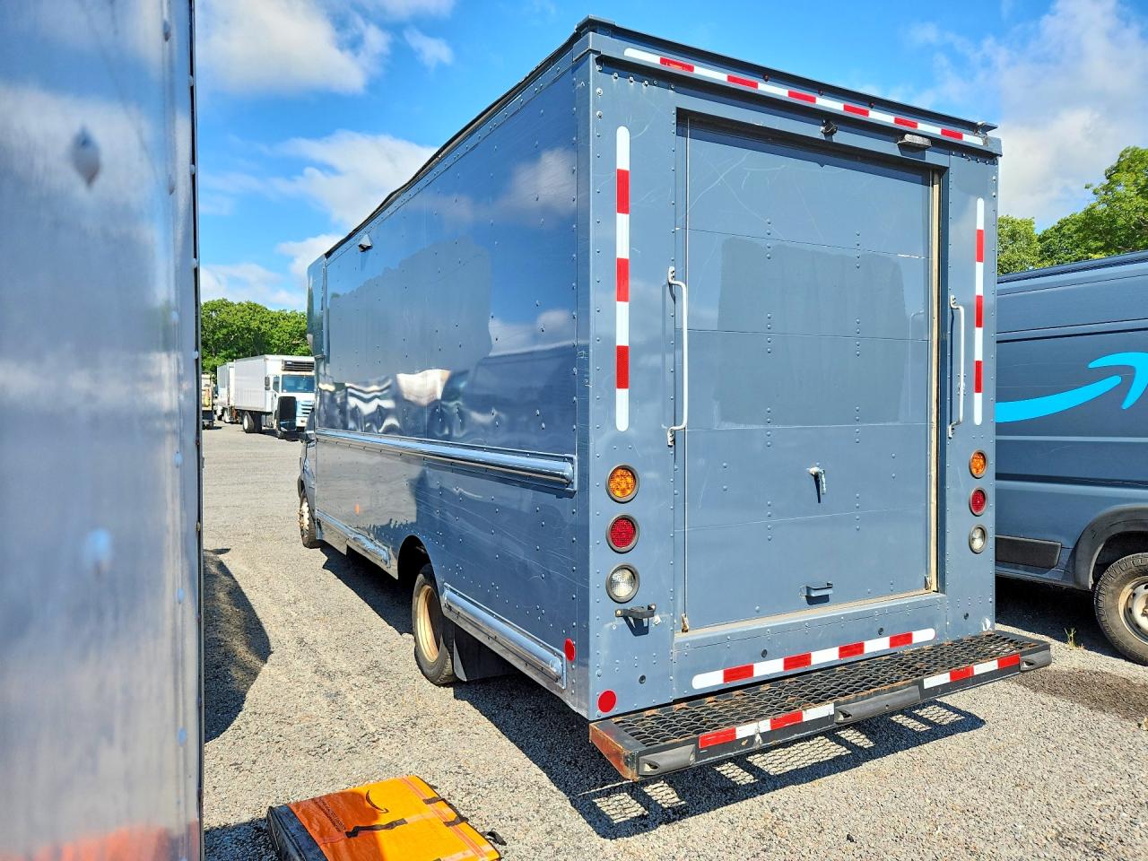 1FDDF6P85MKA17199 · 2021 FORD TRANSIT · 2/13