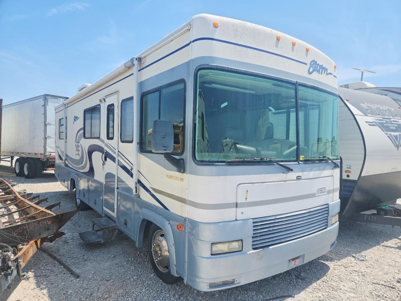 5B4LP37J5Y3316521 · 2000 WORKHORSE CUSTOM CHASSIS MOTORHOME CHASSIS