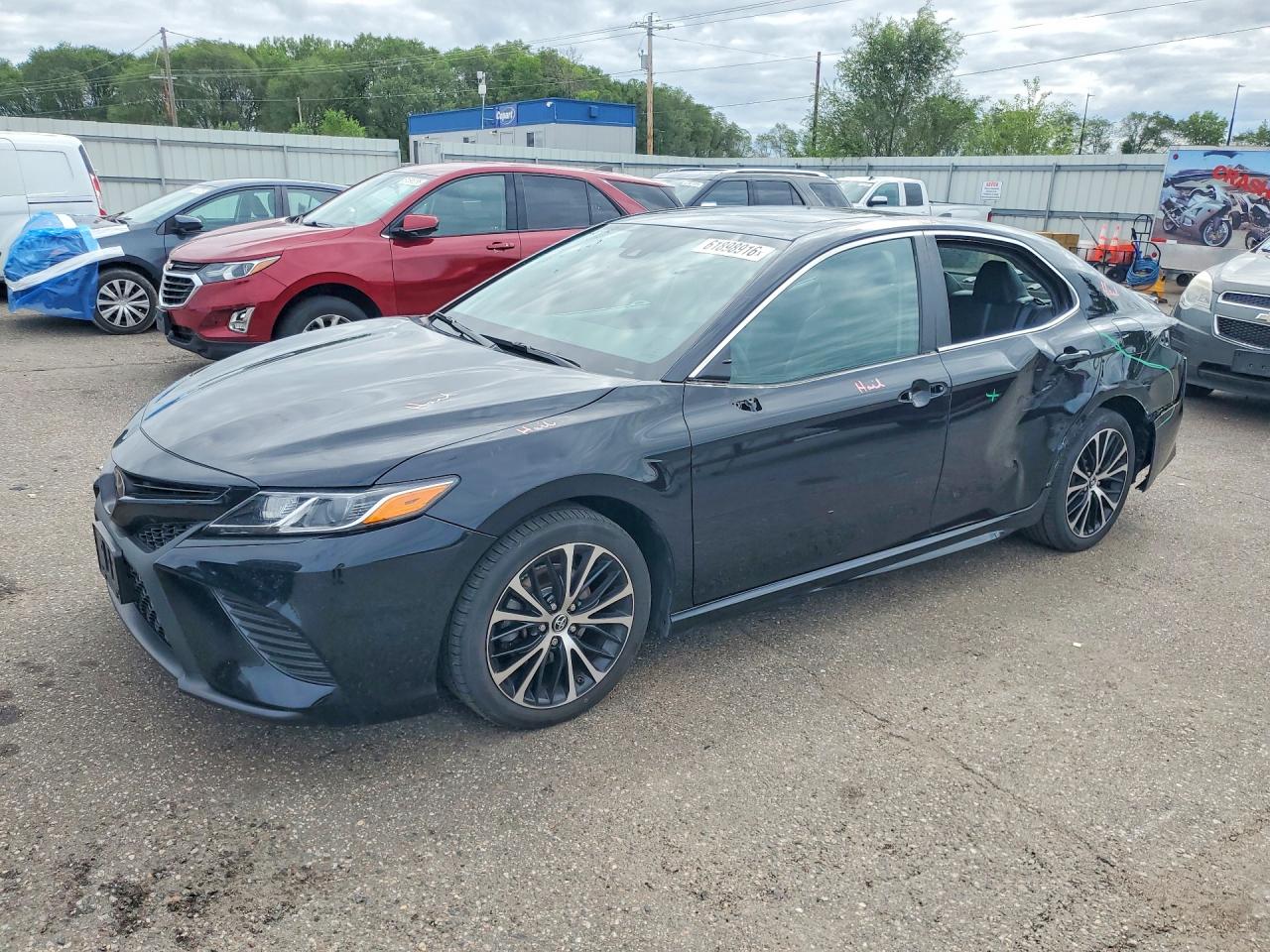 4T1B11HK3KU739095 · 2019 TOYOTA CAMRY