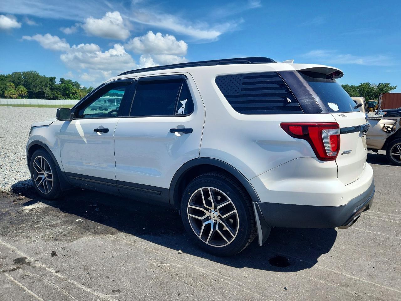 1FM5K8GT5GGC01937 · 2016 FORD EXPLORER · 2/14