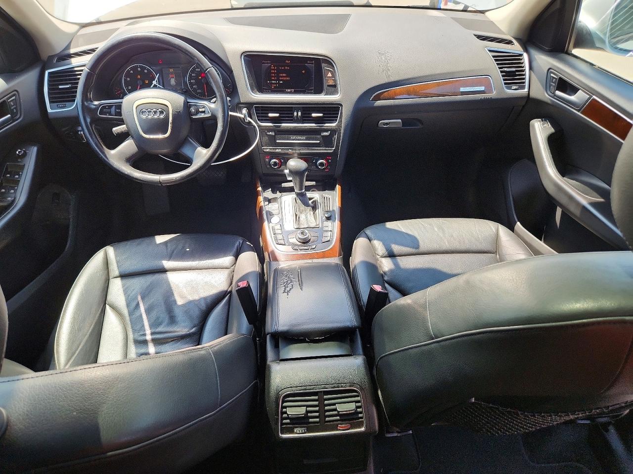 WA1DKAFP9CA114934 · 2012 AUDI Q5 · 8/13