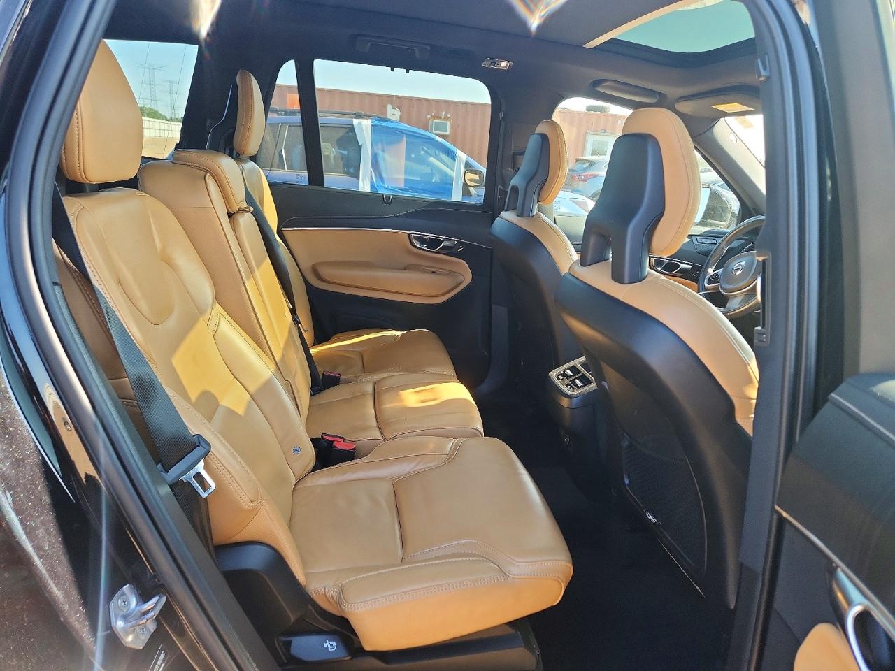 YV4A22PLXN1781862 · 2022 VOLVO XC90 · 10/12