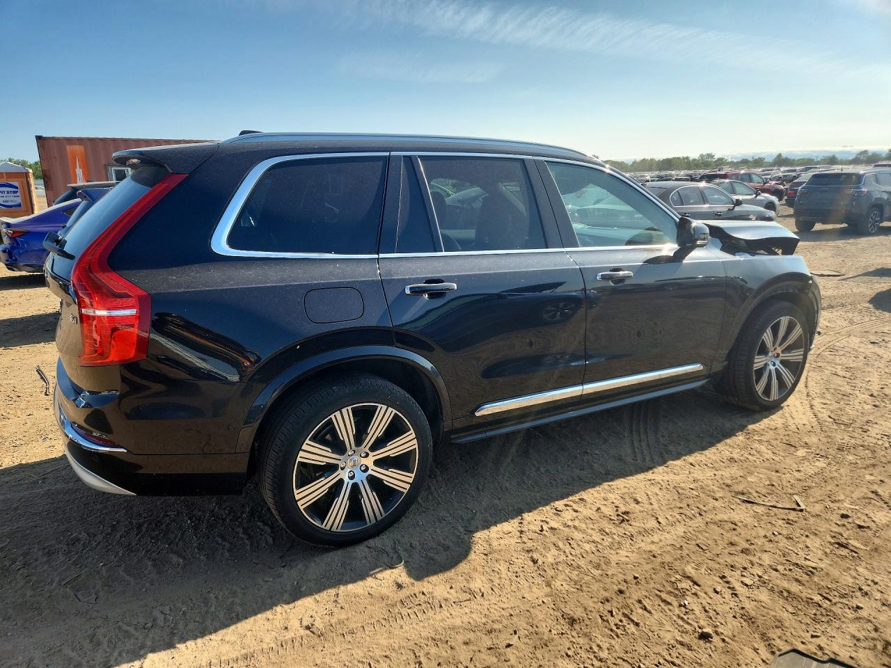 YV4A22PLXN1781862 · 2022 VOLVO XC90 · 3/12