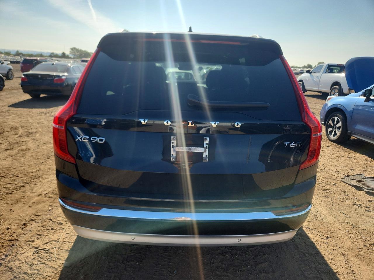 YV4A22PLXN1781862 · 2022 VOLVO XC90 · 6/12