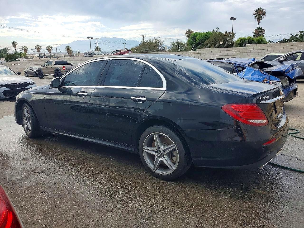 WDDZF6JB3KA520284 · 2019 MERCEDES-BENZ E · 2/12