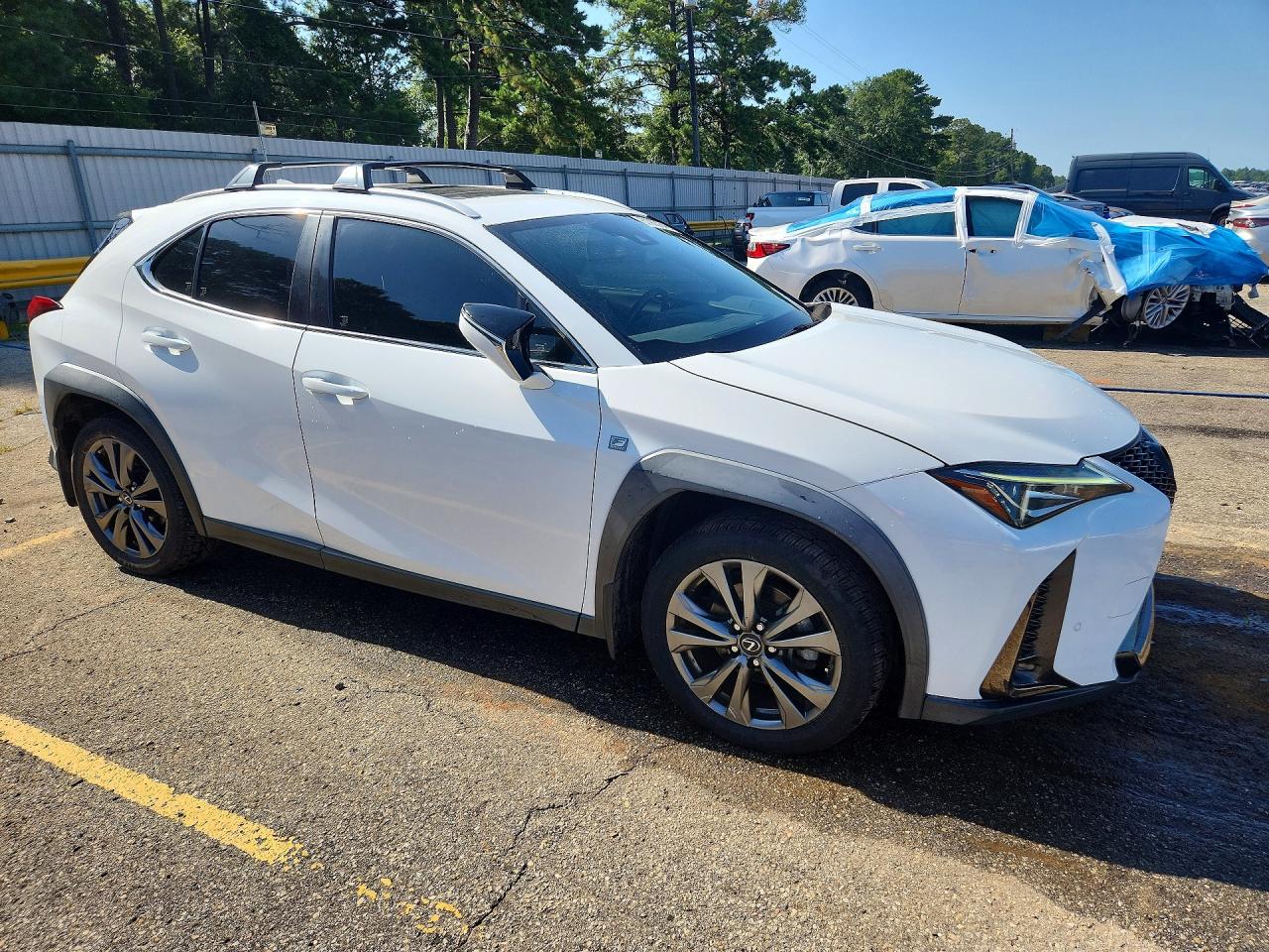 JTHY3JBH7K2010131 · 2019 LEXUS UX · 4/13