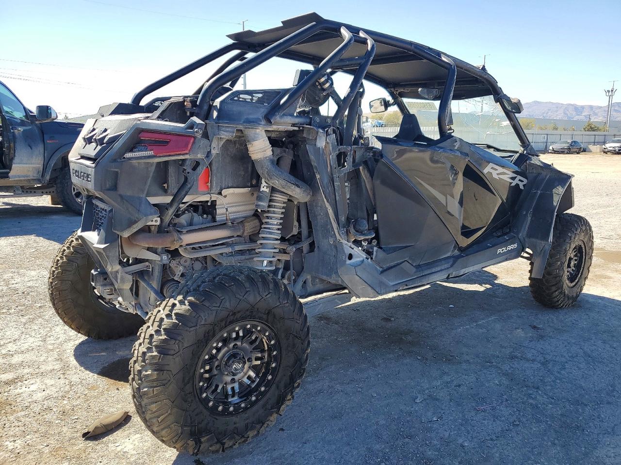 3NSM4E926NF356533 · 2022 POLARIS RZR · 4/10
