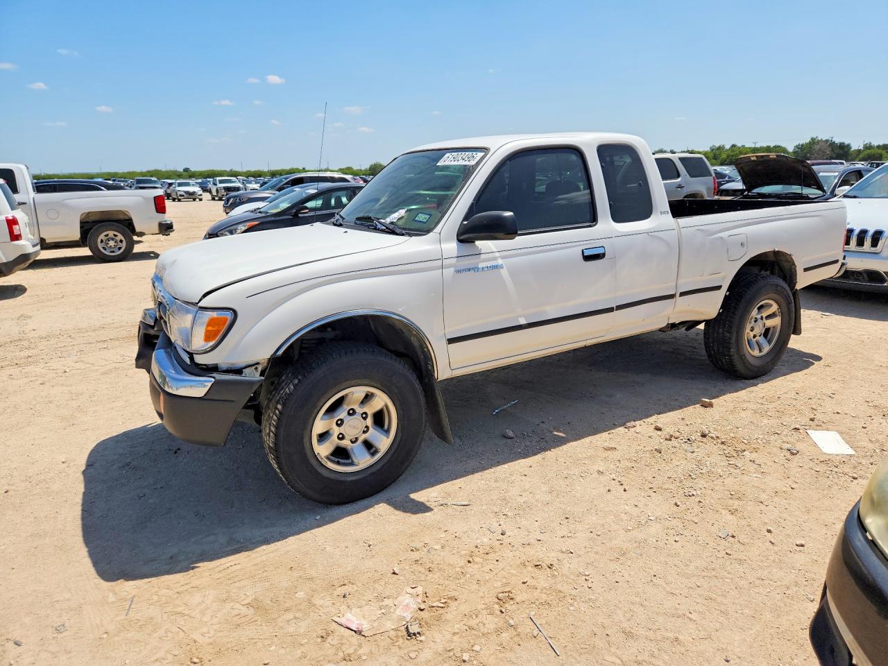 5TESN92N3YZ704714 · 2000 TOYOTA TACOMA