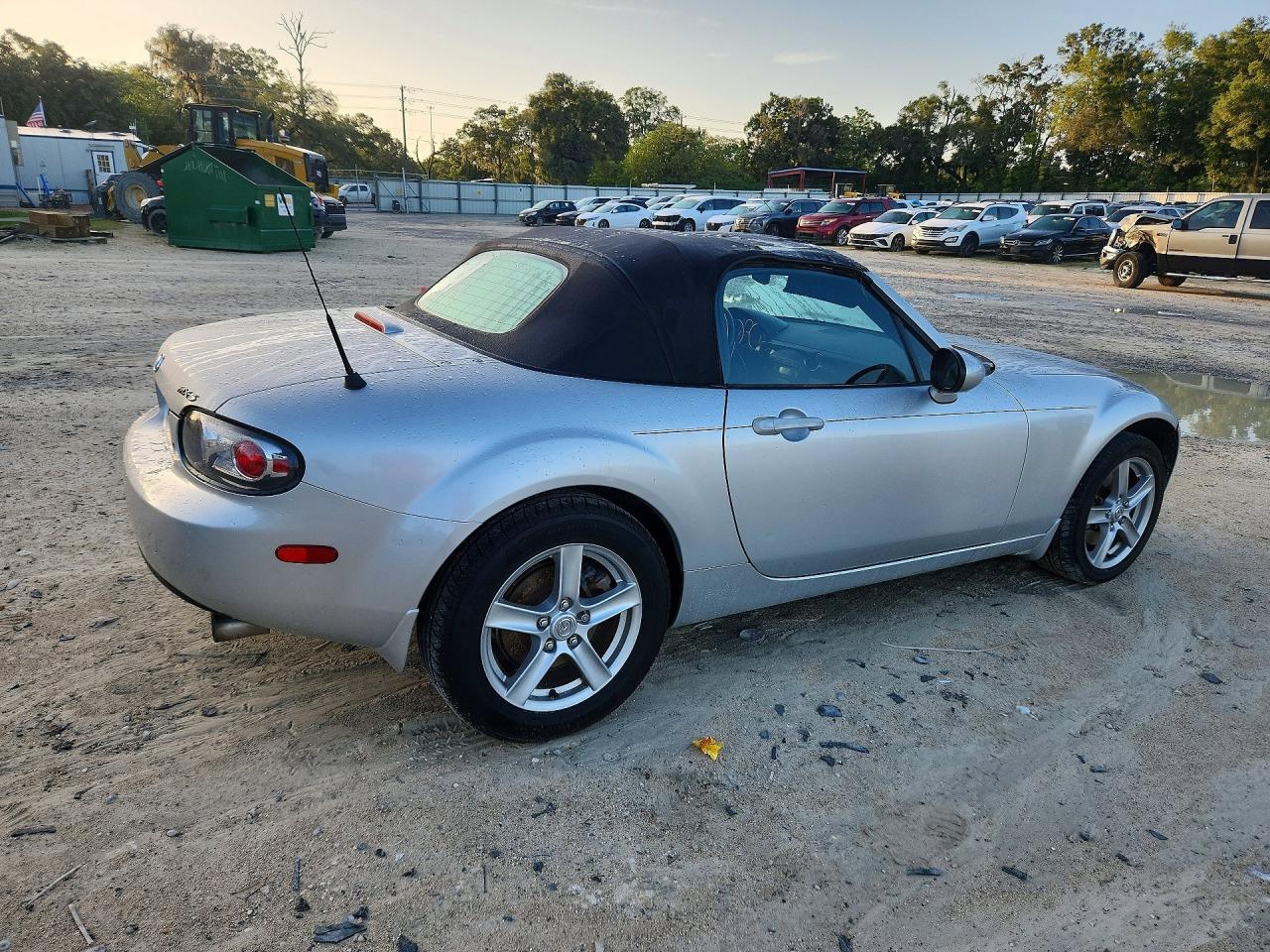JM1NC25F860102645 · 2006 MAZDA MX-5 MIATA · 3/12