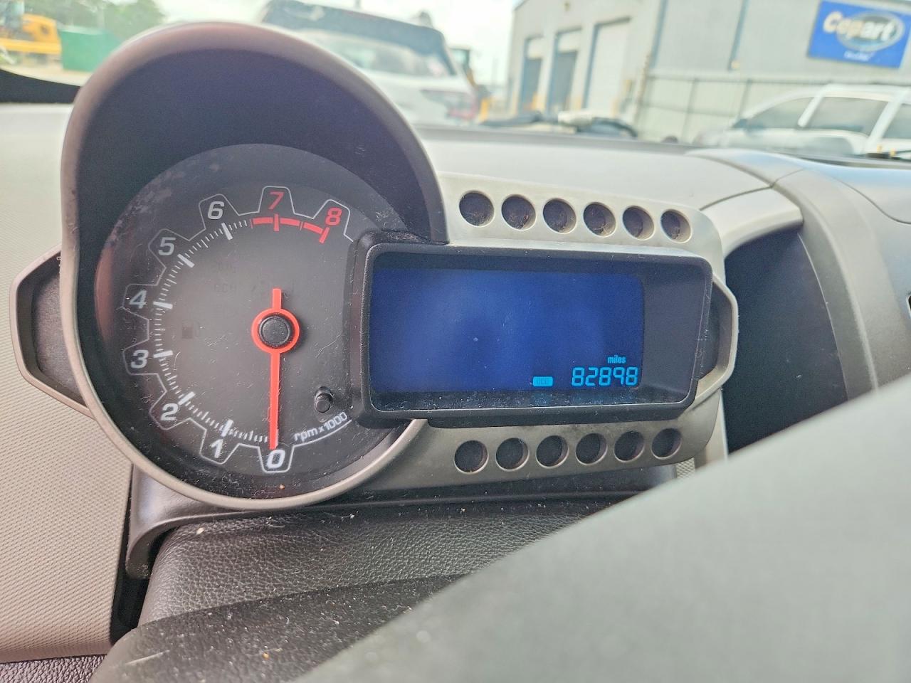 1G1JC6SHXF4116253 · 2015 CHEVROLET SONIC · 9/13