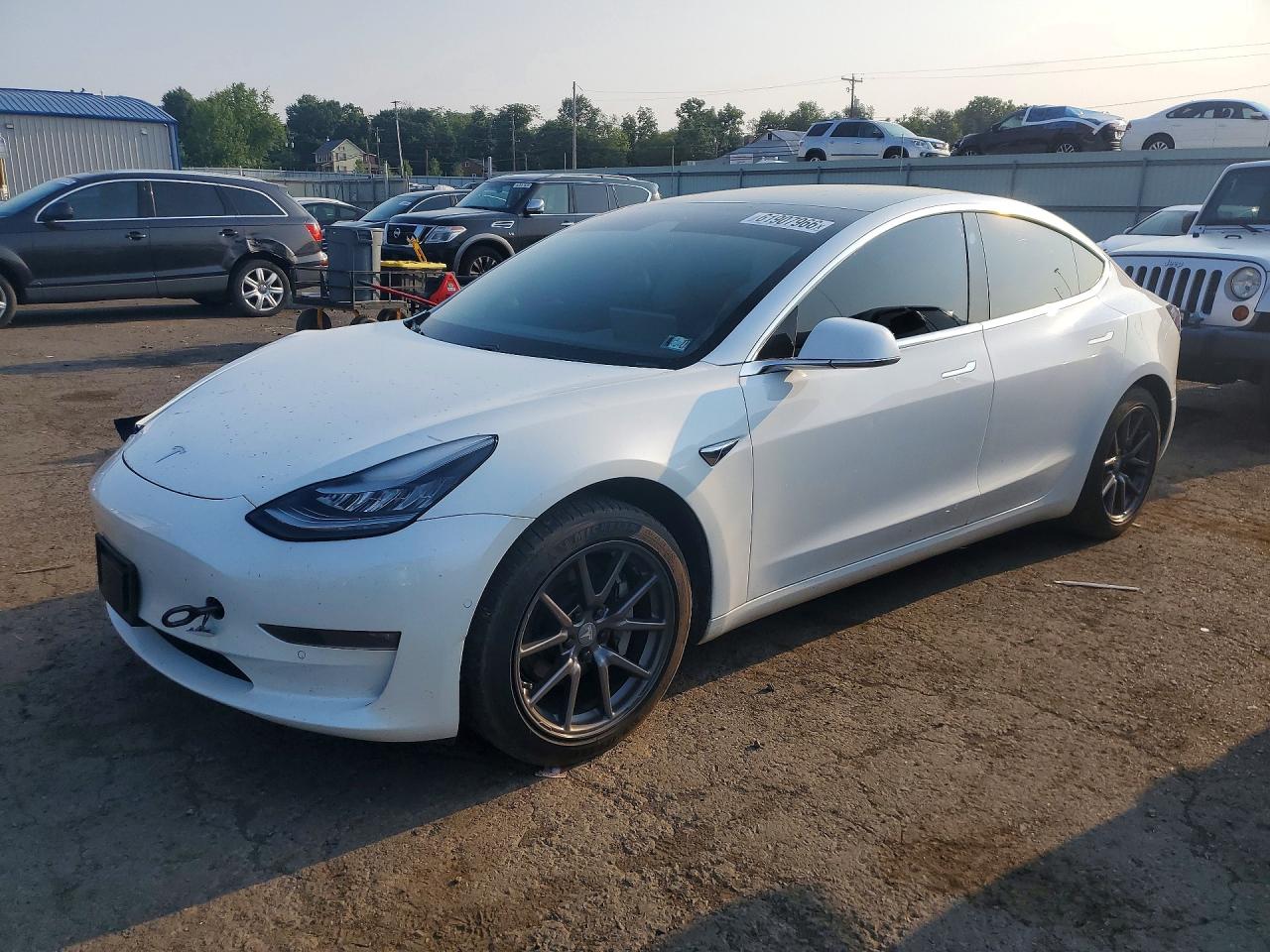 5YJ3E1EB5LF795891 · 2020 TESLA MODEL 3