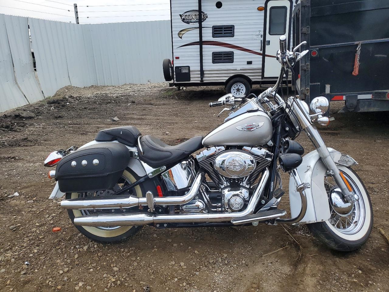1HD1JD5168Y057308 · 2008 HARLEY-DAVIDSON FLSTN