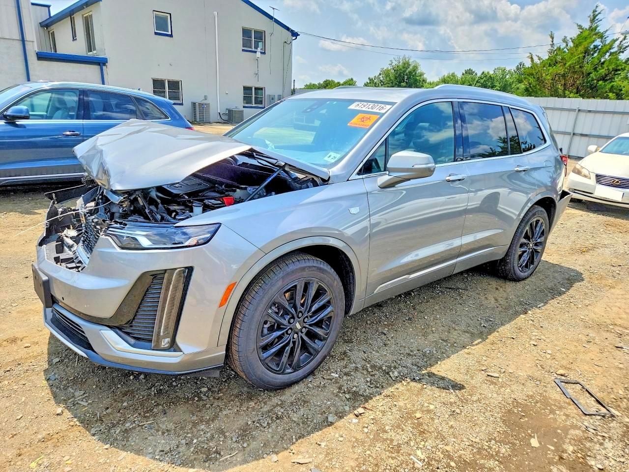 2024 CADILLAC XT6