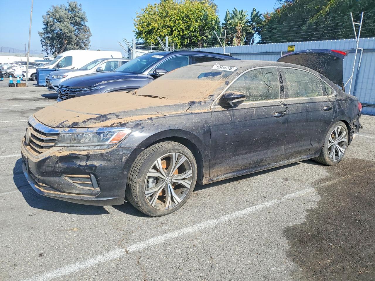 1VWCA7A30LC019871 · 2020 VOLKSWAGEN PASSAT