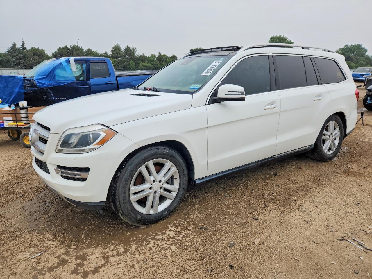 4JGDF6EE6GA675598 · 2016 MERCEDES-BENZ GL