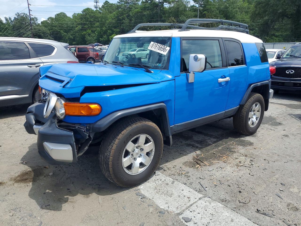 JTEBU11F270010458 · 2007 TOYOTA FJ CRUISER