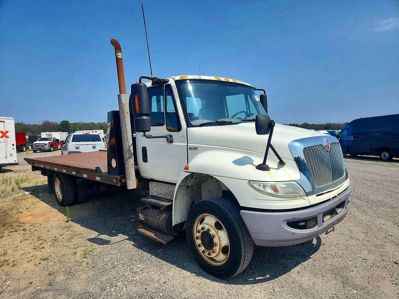 1HTJTSKN2EH775279 · 2014 INTERNATIONAL 4300 · 4/13