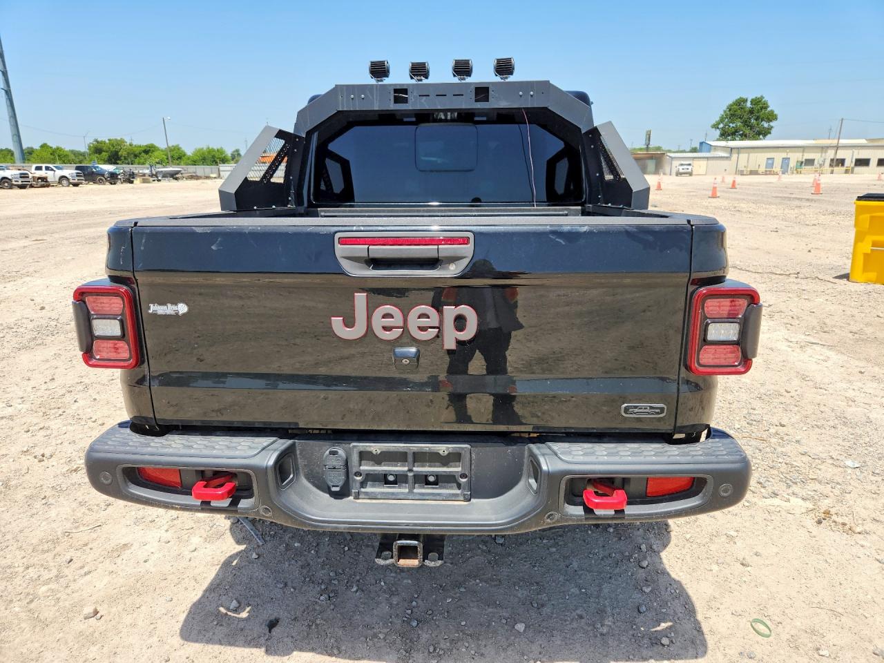 1C6JJTBGXLL114384 · 2020 JEEP GLADIATOR · 6/12