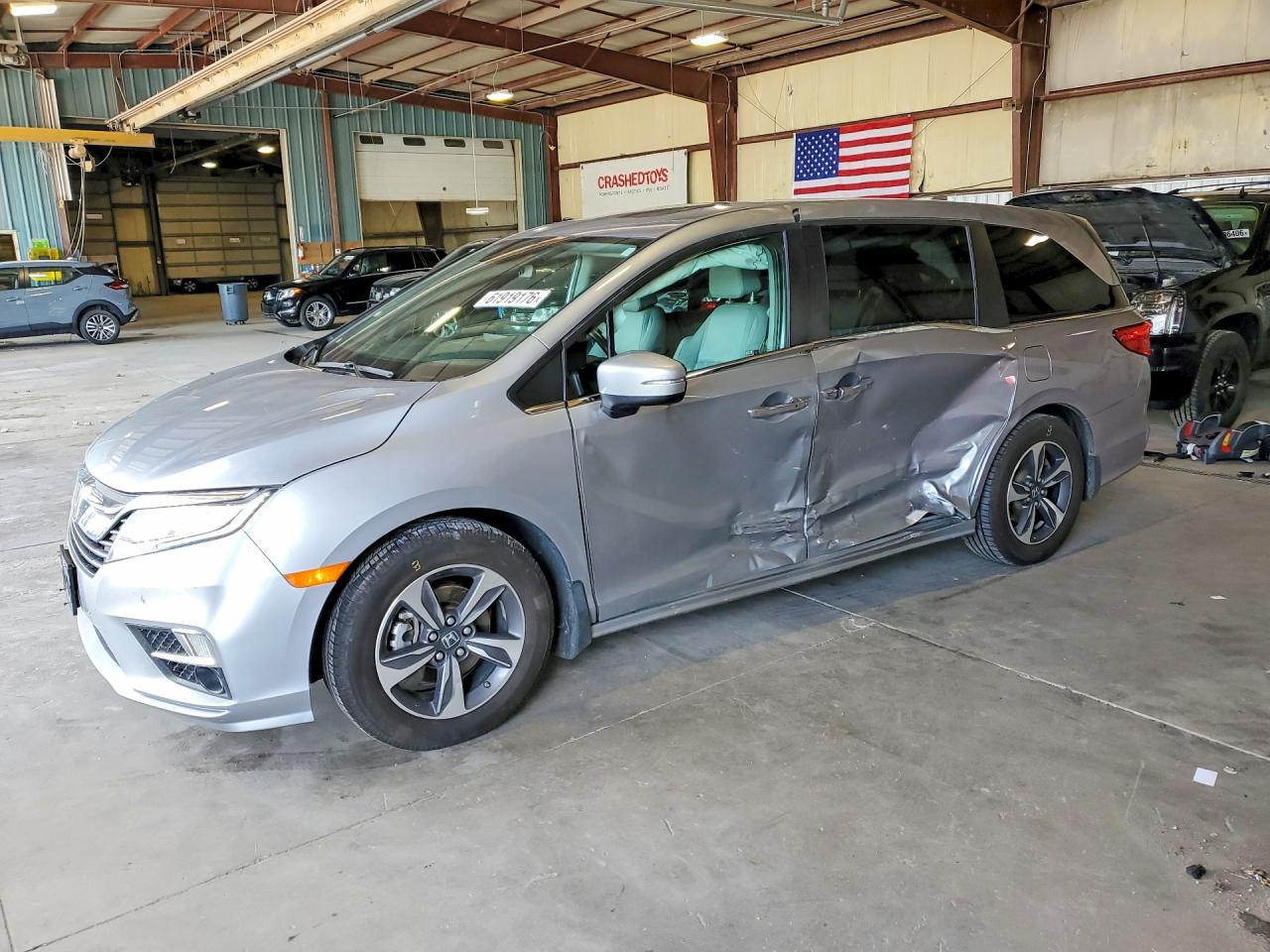 5FNRL6H83JB049658 · 2018 HONDA ODYSSEY