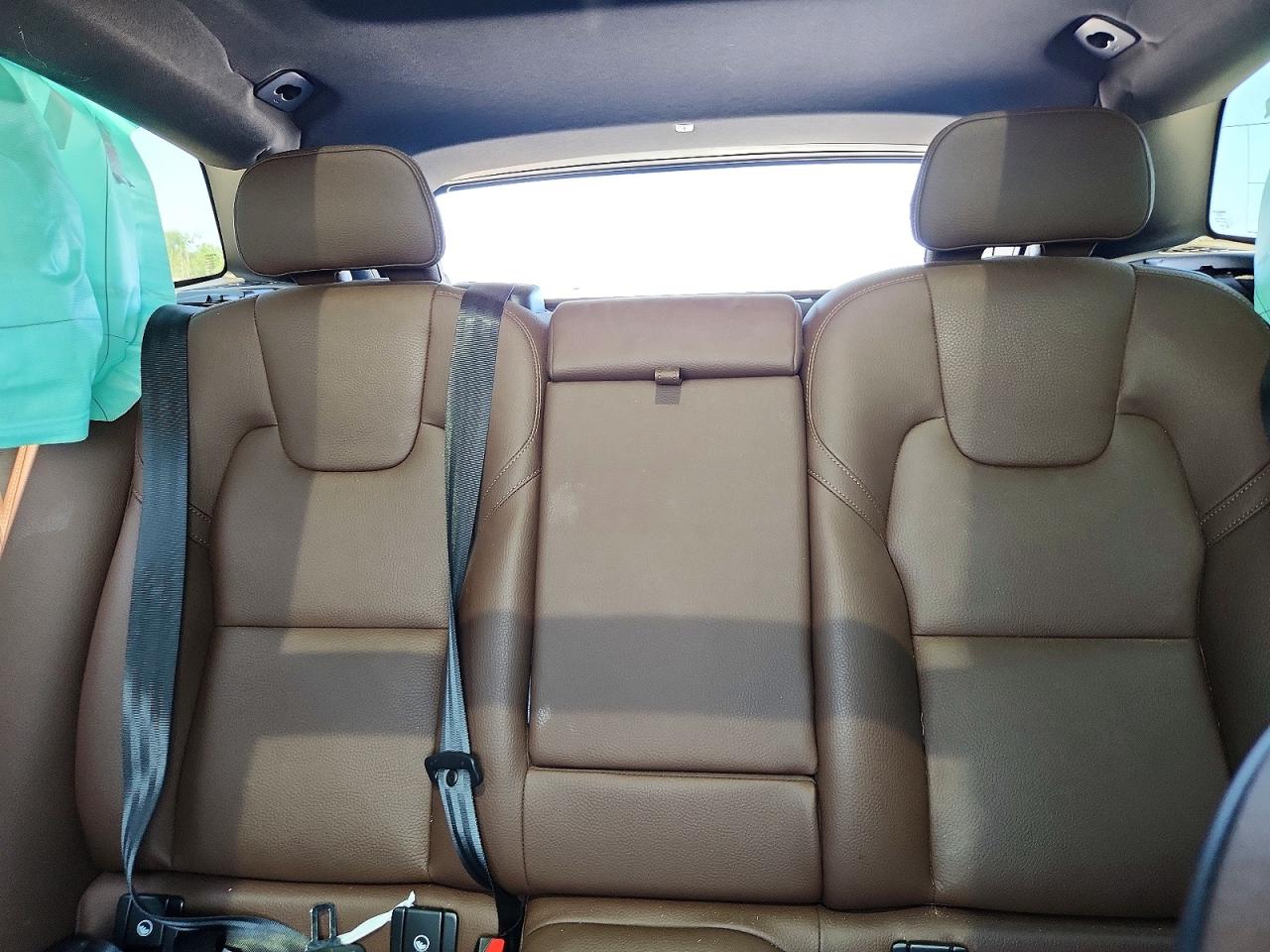 YV4M12RC7S1209303 · 2025 VOLVO XC60 · 10/13