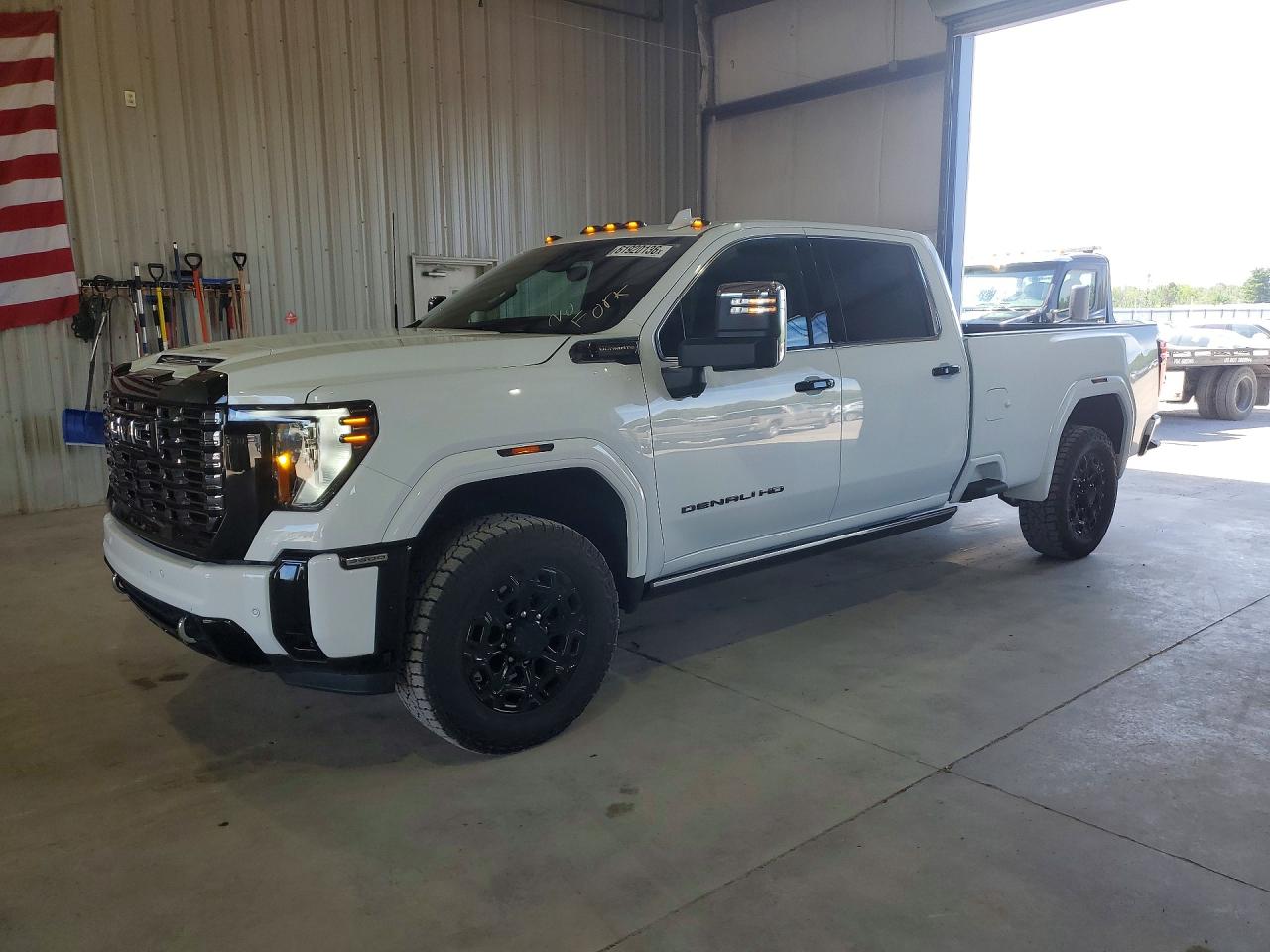 1GT4UYEY8TF101615 · 2026 GMC SIERRA