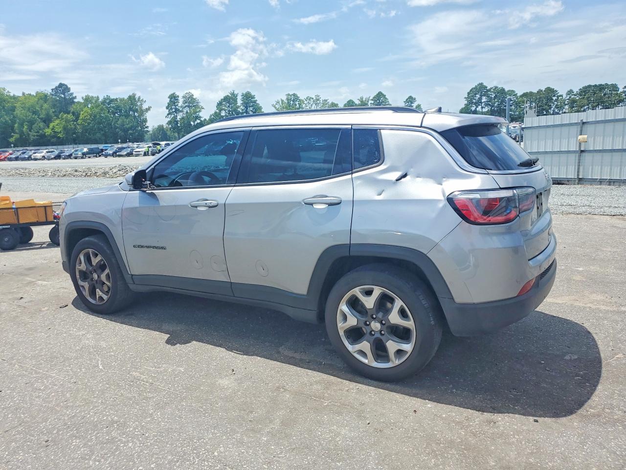 3C4NJCCB8JT406520 · 2018 JEEP COMPASS · 2/13