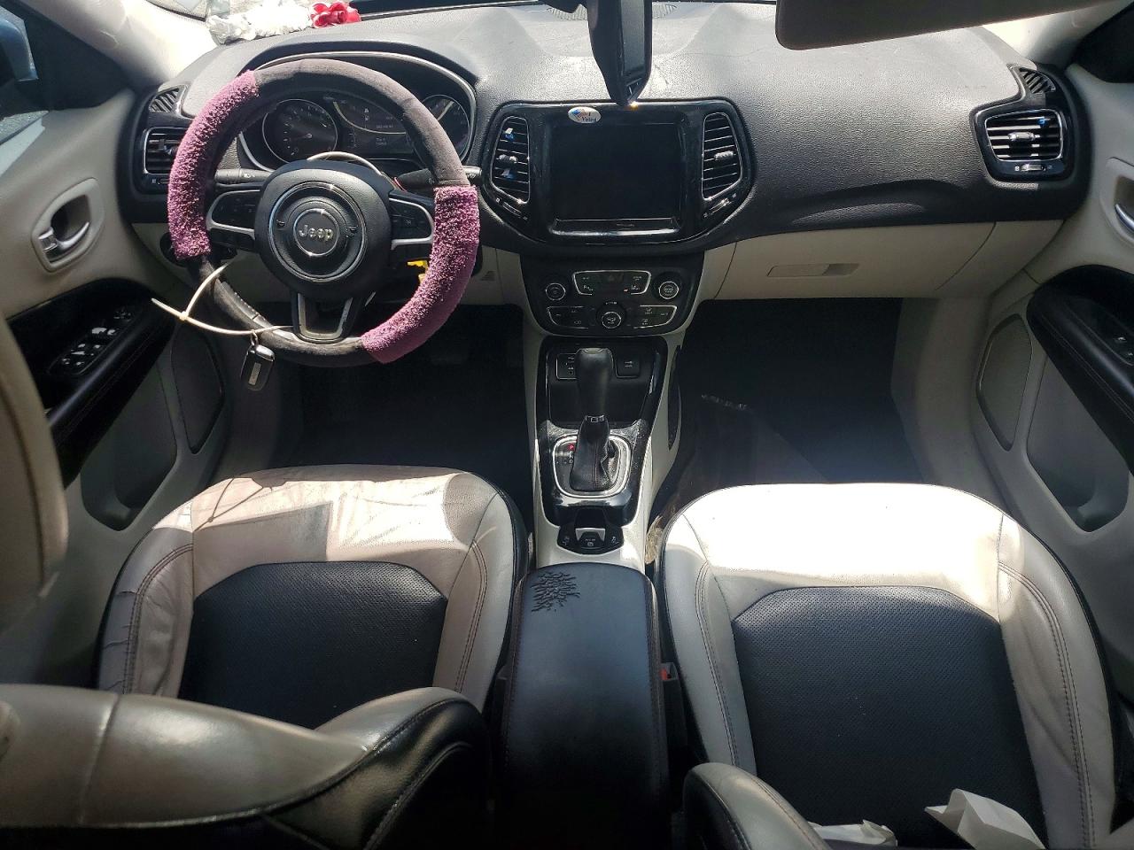3C4NJCCB8JT406520 · 2018 JEEP COMPASS · 8/13