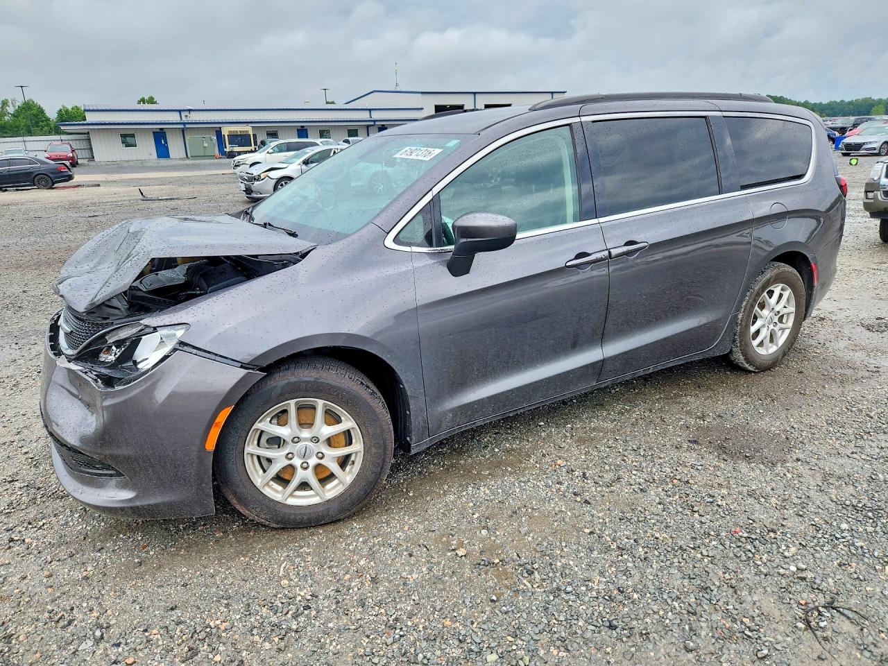 2021 CHRYSLER VOYAGER