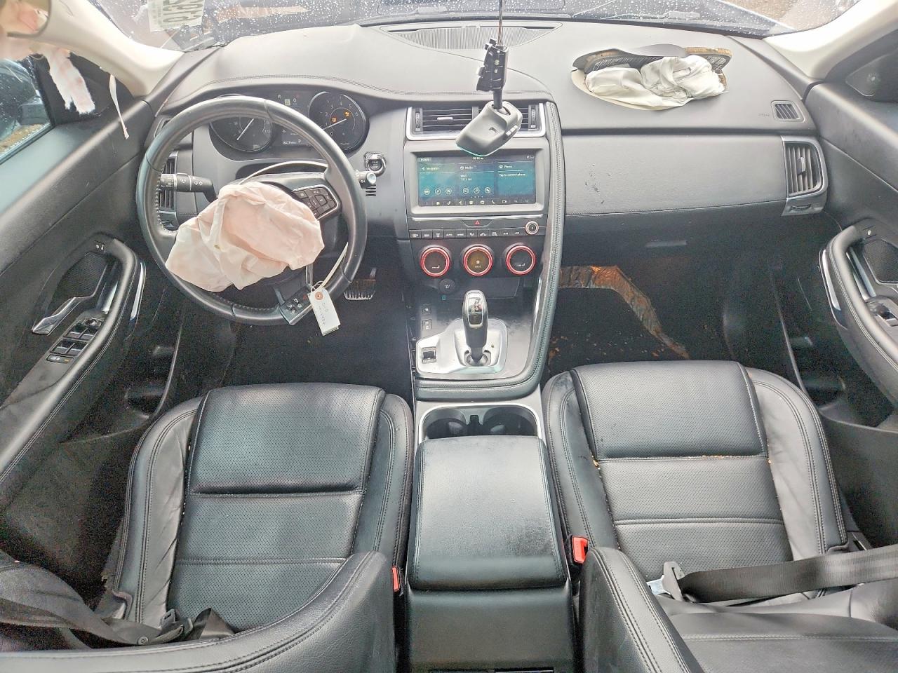SADFJ2FX7J1Z10168 · 2018 JAGUAR E-PACE · 8/13