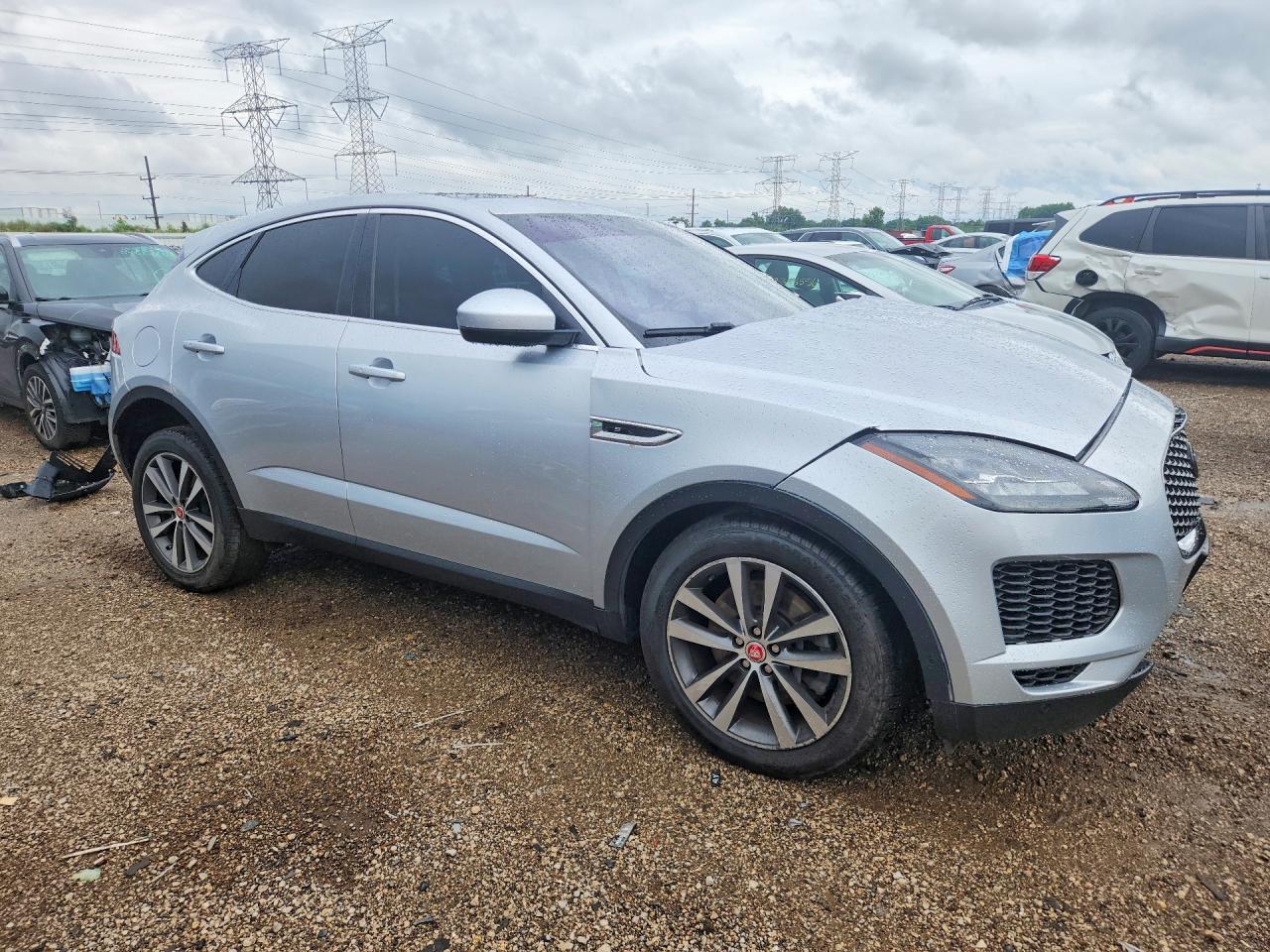 SADFJ2FX7J1Z10168 · 2018 JAGUAR E-PACE · 4/13