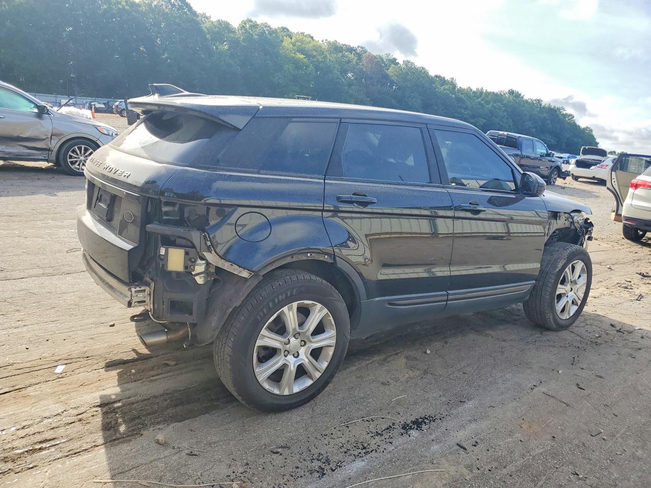 SALVP2RX0JH308262 · 2018 LAND ROVER RANGE ROVER EVOQUE · 3/14